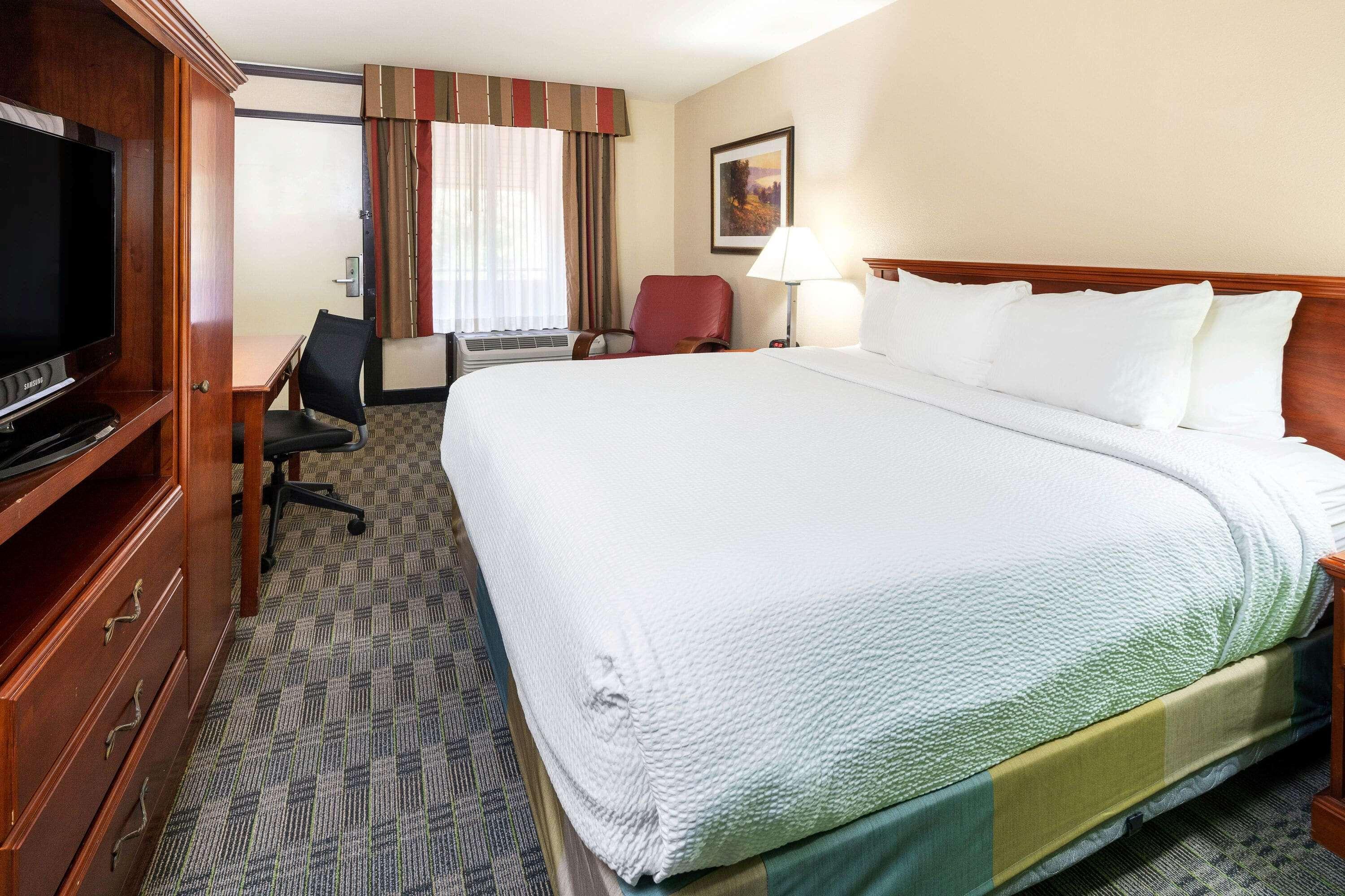 La Quinta By Wyndham Thousand Oaks-Newbury Park Ngoại thất bức ảnh
