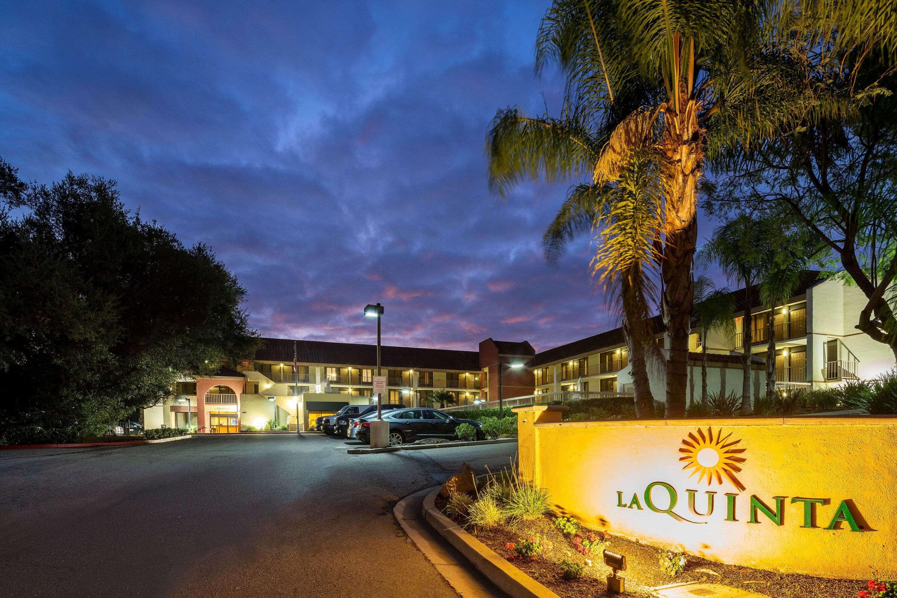 La Quinta By Wyndham Thousand Oaks-Newbury Park Ngoại thất bức ảnh