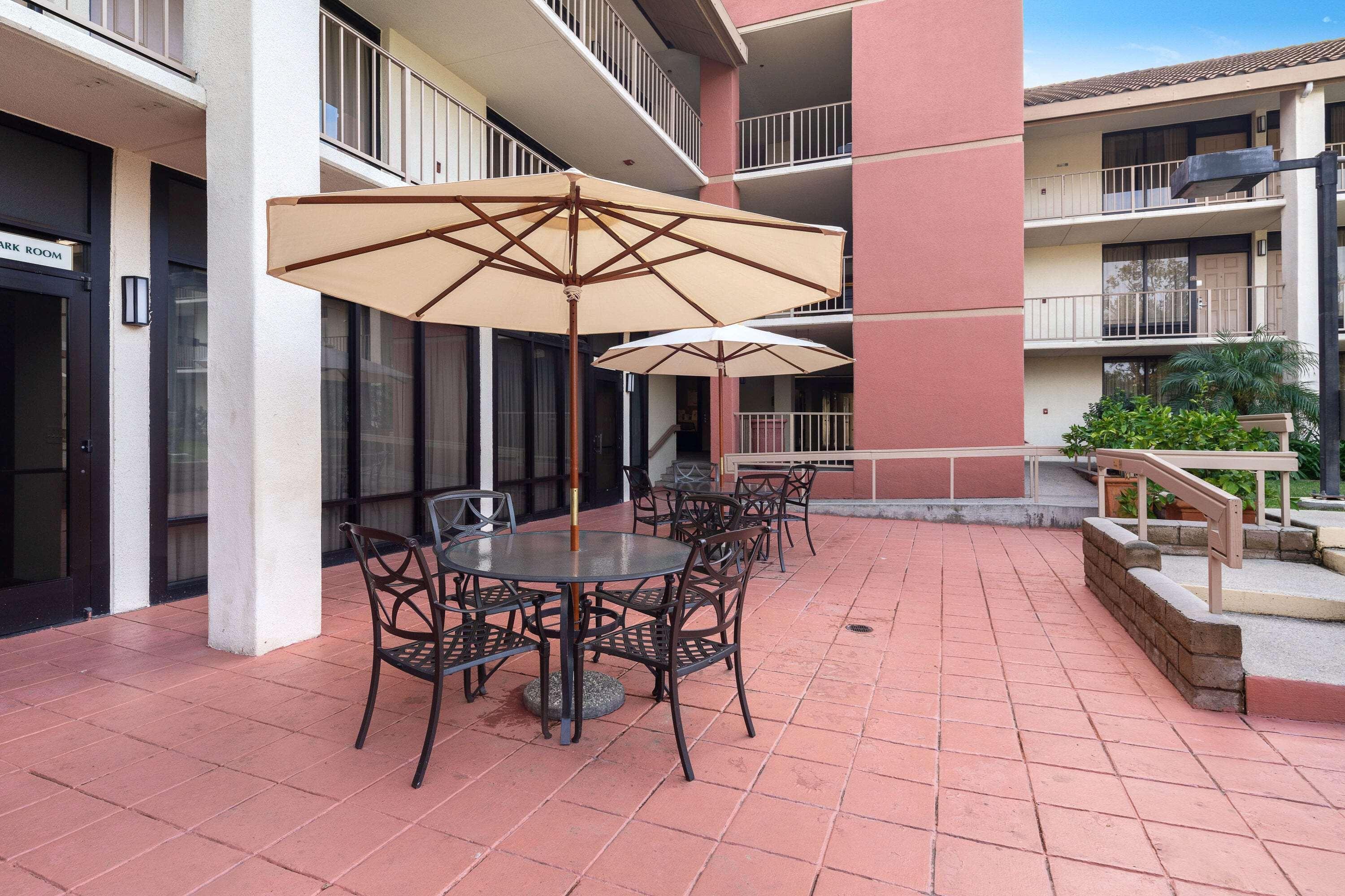 La Quinta By Wyndham Thousand Oaks-Newbury Park Ngoại thất bức ảnh