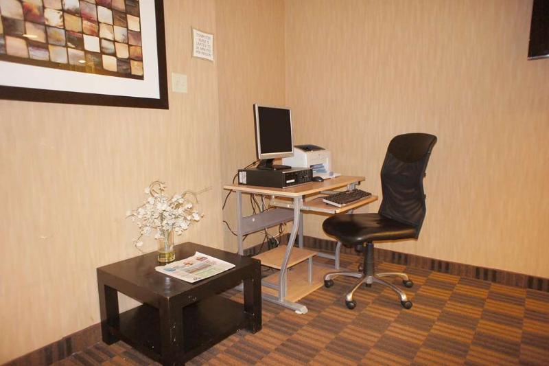 La Quinta By Wyndham Thousand Oaks-Newbury Park Ngoại thất bức ảnh
